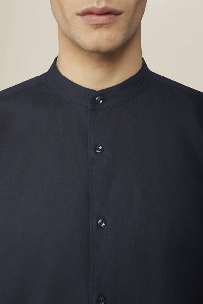 Casual men's shirt with mandarin collar and half button fastening, washed linen and cotton fabric
