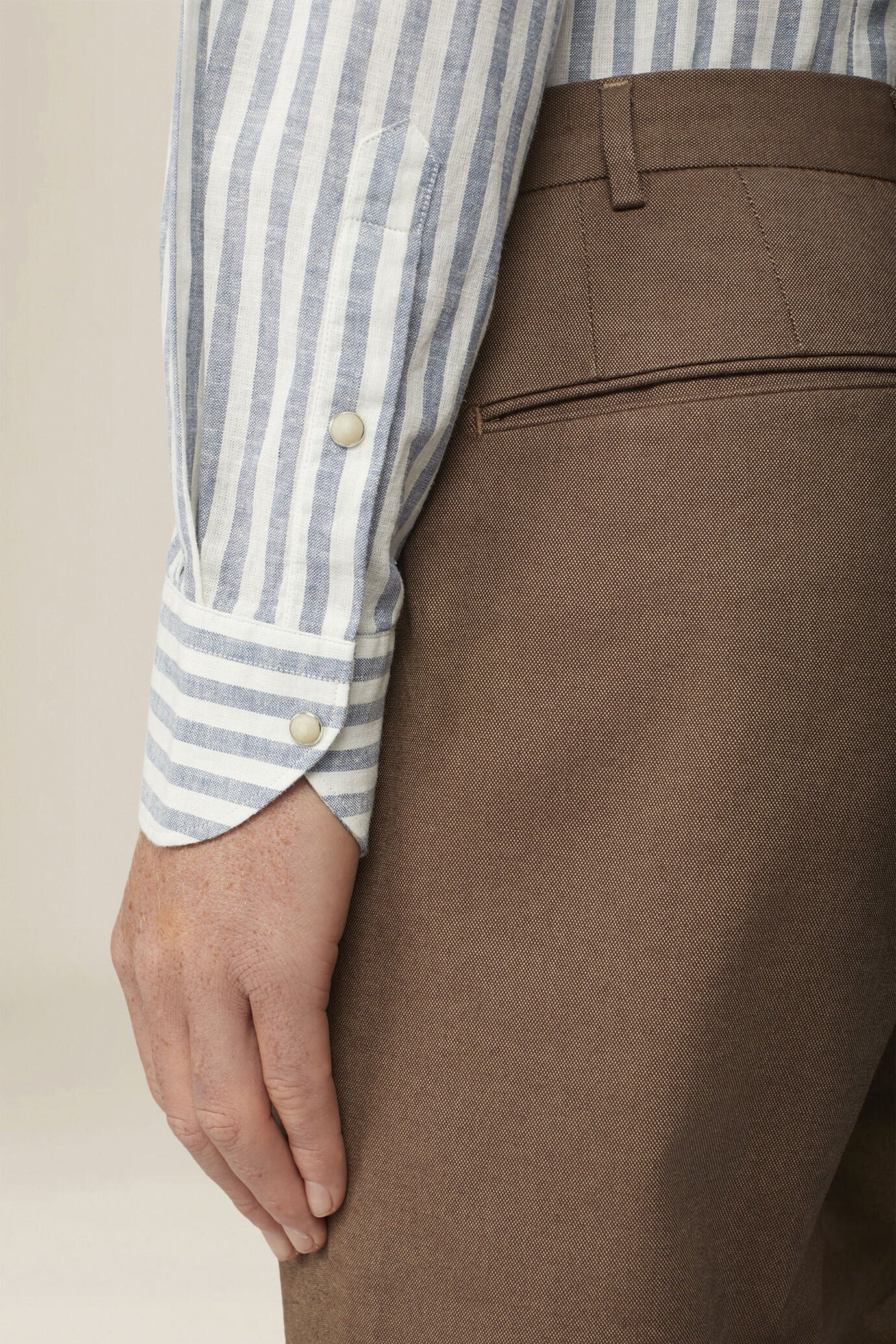 Men's casual shirt with French collar in striped washed linen and cotton fabric