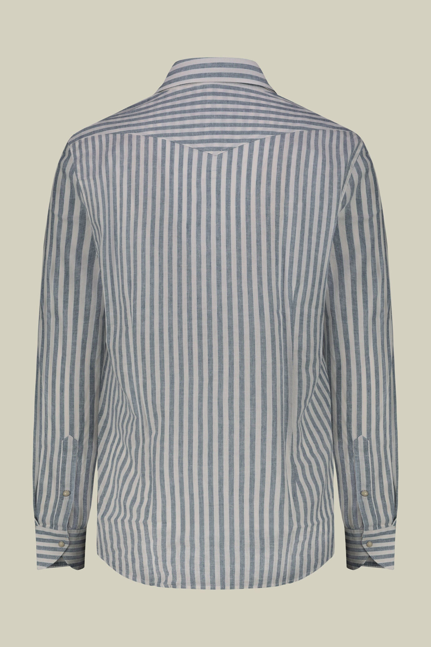 Men's casual shirt with French collar in striped washed linen and cotton fabric