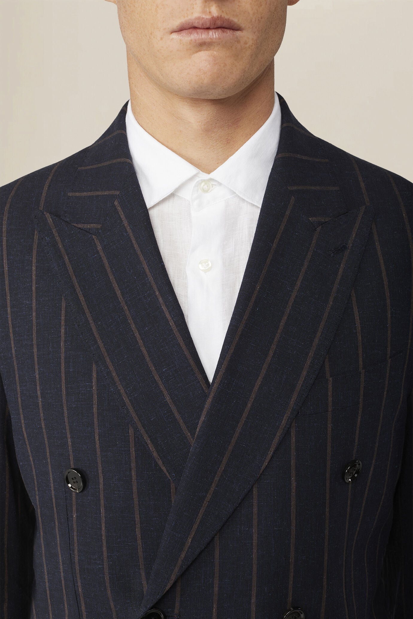 Unlined double-breasted men's jacket with pinstripe pattern