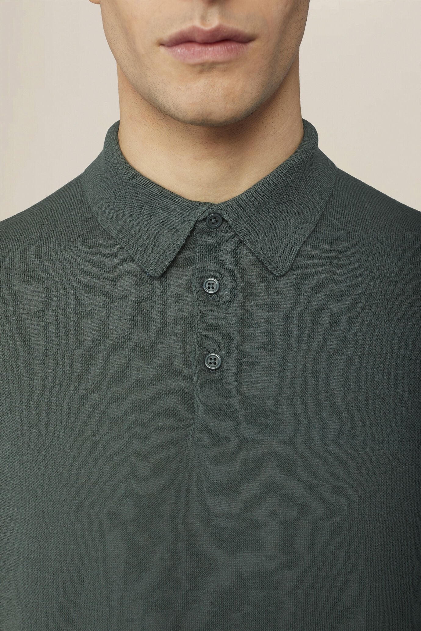 Men's regular fit 100% cotton knitted polo shirt