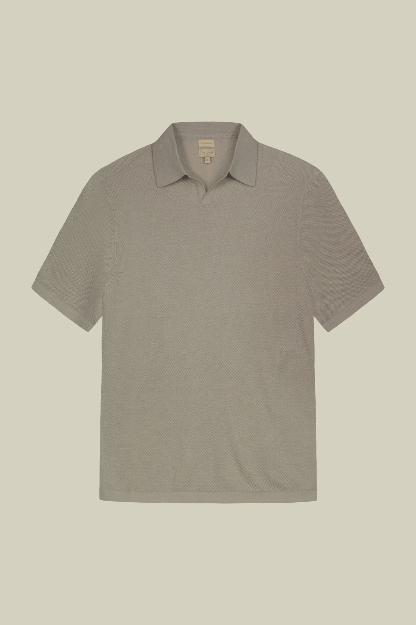 Men's polo shirt in 100% cotton honeycomb knit with Derby collar