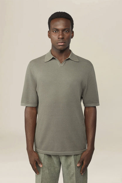 Men's polo shirt in 100% cotton honeycomb knit with Derby collar