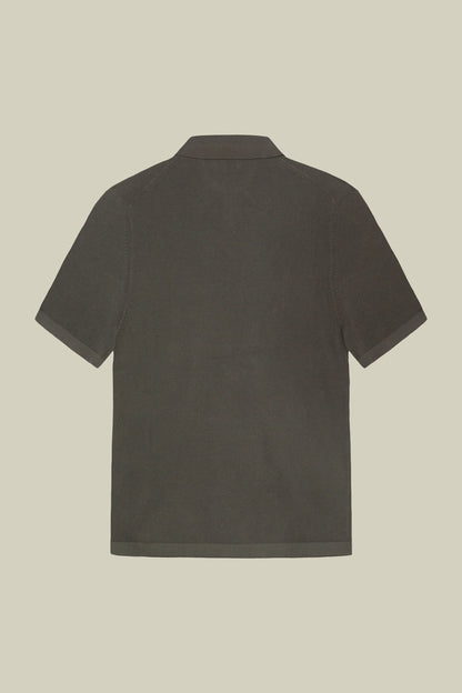Men's polo shirt in 100% cotton honeycomb knit with Derby collar