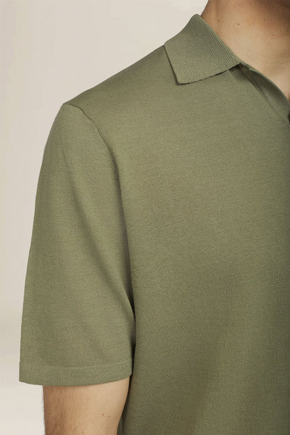 Men's 100% cotton knit polo shirt with Derby collar