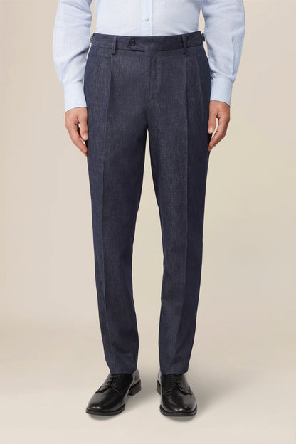 Men's trousers in chambray fabric with double pleats and side buckles