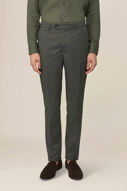 Men's classic regular fit chino trousers