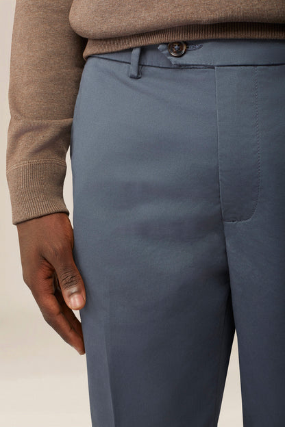Men's classic regular fit chino trousers