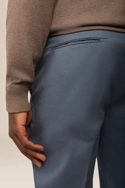 Men's classic regular fit chino trousers