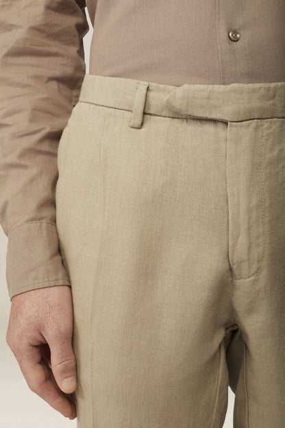 Men's trousers in 100% linen