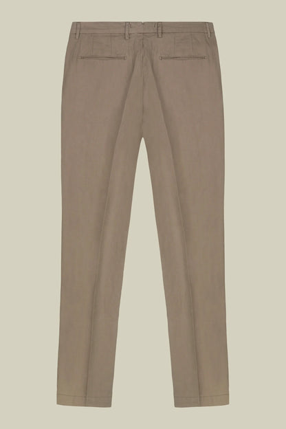 Men's trousers in 100% linen