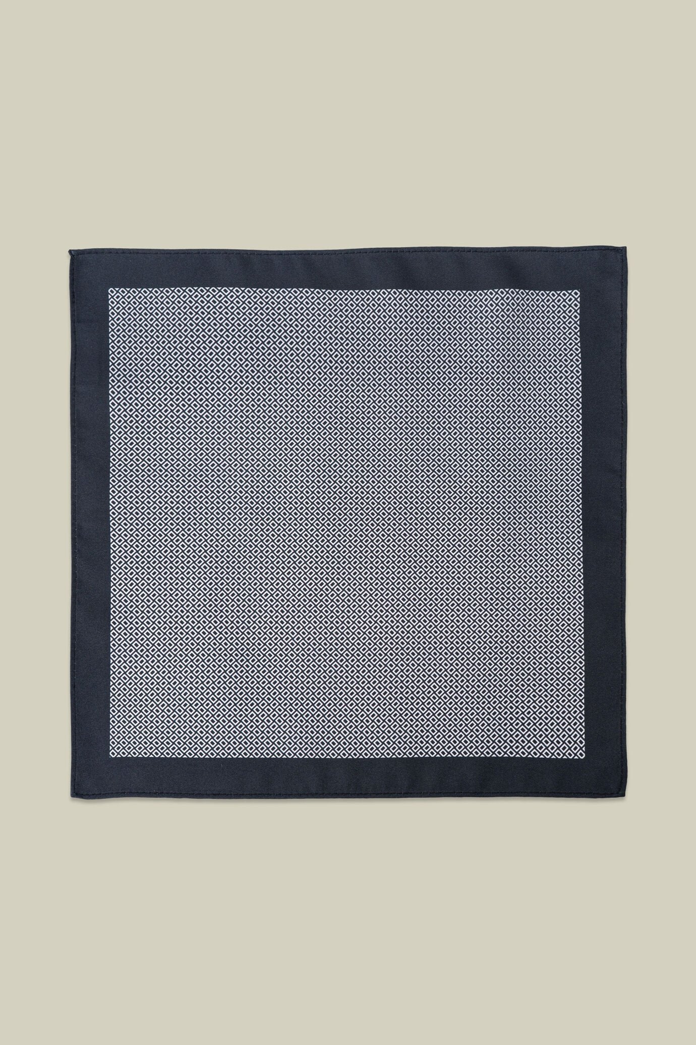 Men's pocket square with micro pattern
