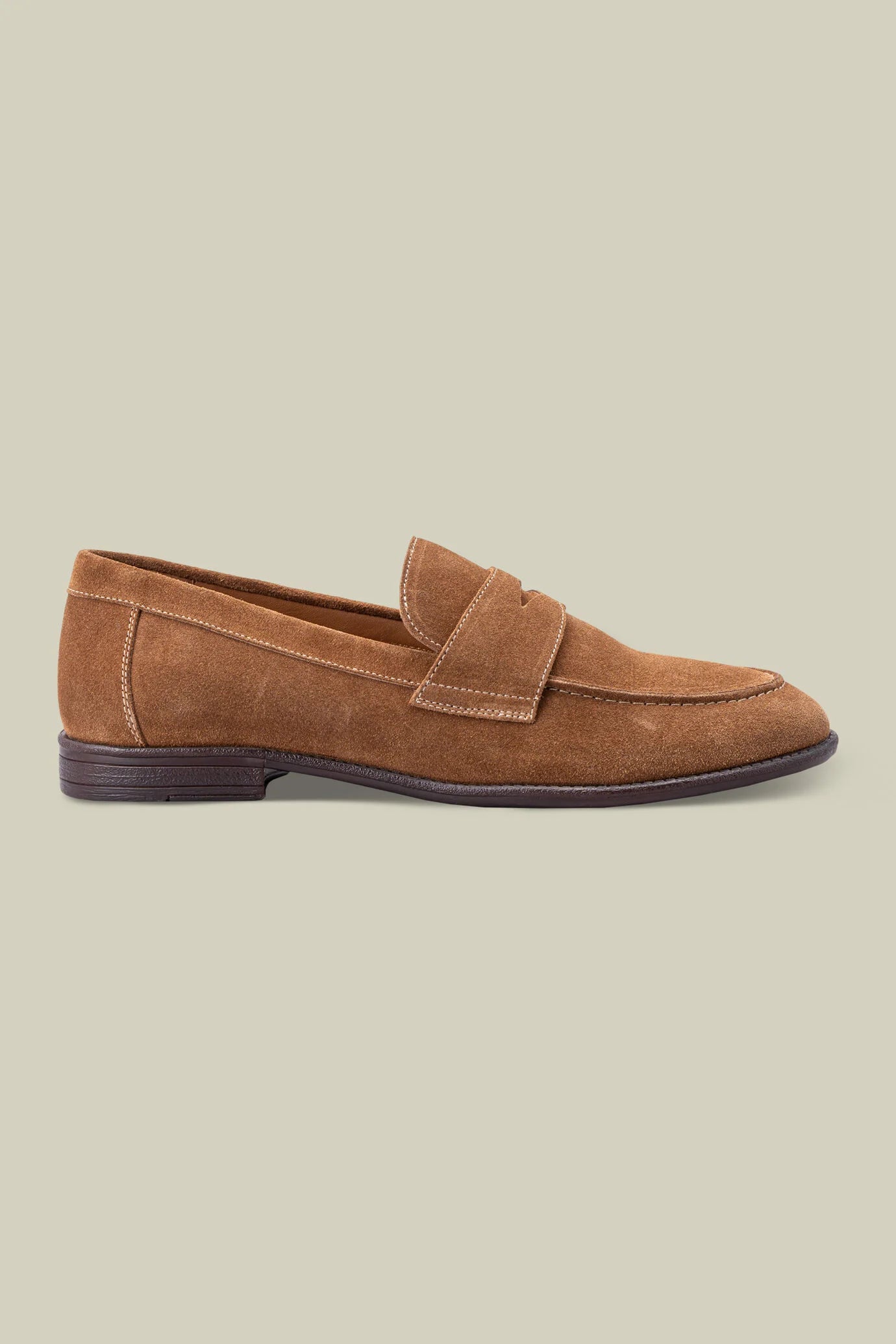 Classic men's loafers in 100% leather