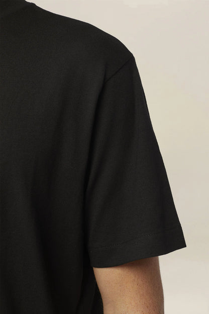 Men's T-shirt in 100% cotton jersey with slightly high neck