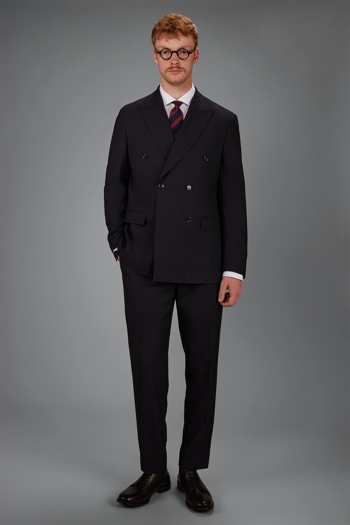 Men’s double-breasted suit in a plain fabric with dobby weave regular fit
