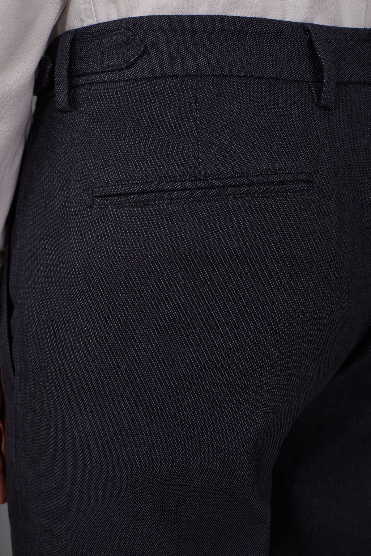 Classic regular-fit chambray trousers