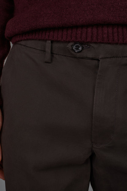 Men's classic chino trousers regular fit