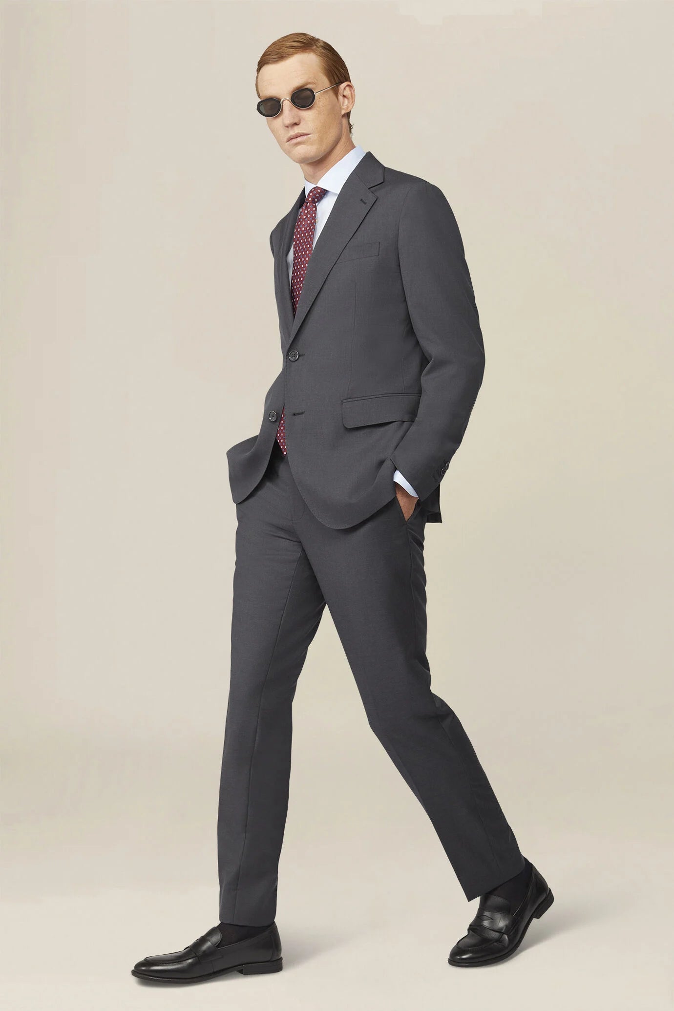 Men's single breasted suit