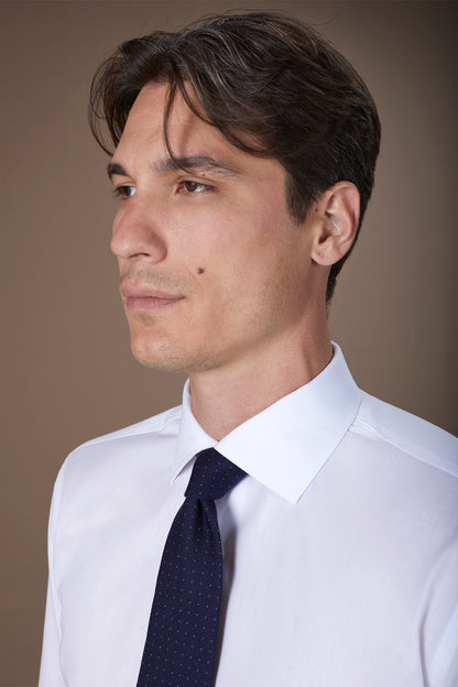 Men's 100% Cotton French collar classic shirt twill construction